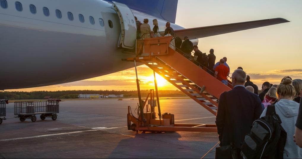 5 Ways to Avoid Air Canada Baggage Fees FinanceBuzz