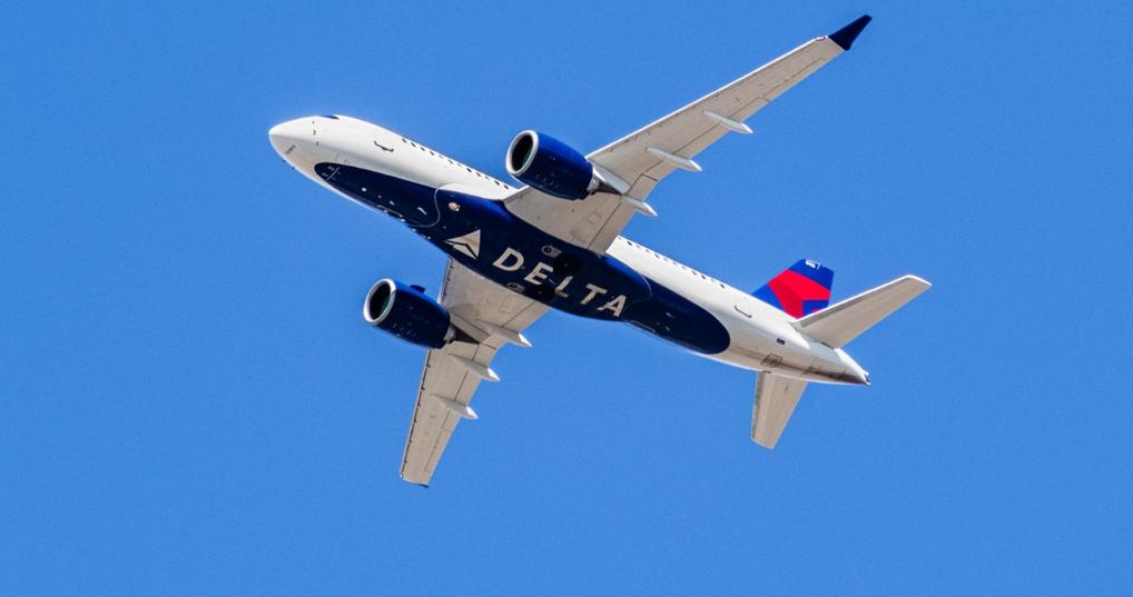 How Much Are Delta SkyMiles Worth? (And How to Maximize Their Value