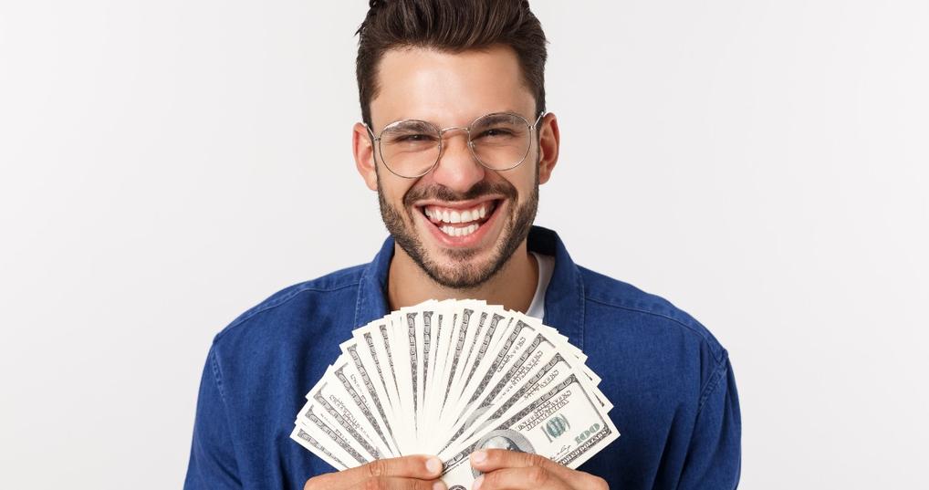 4 Clever Ways to Start Investing if You Have $500 | FinanceBuzz