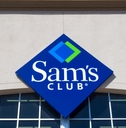 sam&#x27;s club logo outside store