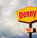 dennys restaurant sign
