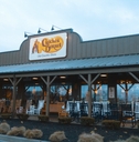 Cracker Barrel country store and restaraunt exterior