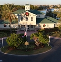 lakewood ranch townhall decorated for christmas