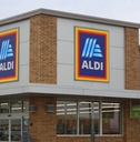 aldi supermarket storefront