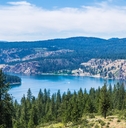 columbia river scenes on a beautiful sunny day