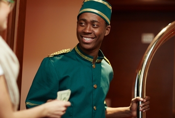 tipping hotel staff