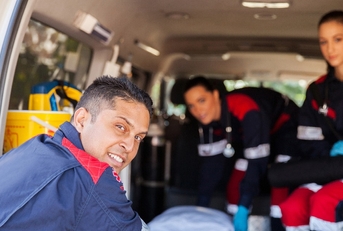 paramedic team 