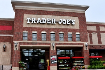 Trader Joe&#x27;s grocery store