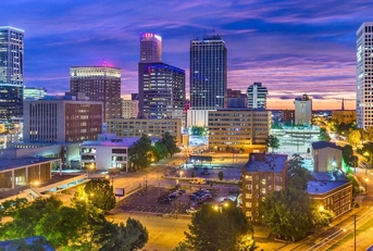 skyscrapers in tulsa oklahoma with lights at night