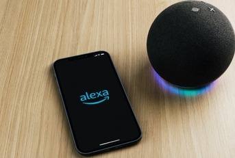 alexa smart speaker with smartphone