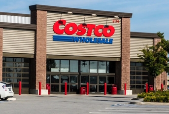 costco wholesale store during day time