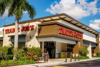 Trader Joe&#x27;s store