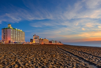 virginia beach at sunset