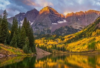 maroon bells fall foliage