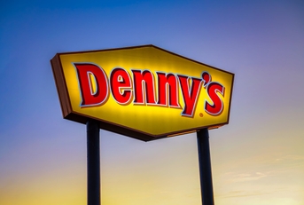Denny&#x27;s sign