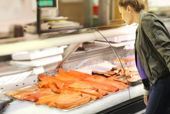 shopping for fresh fish