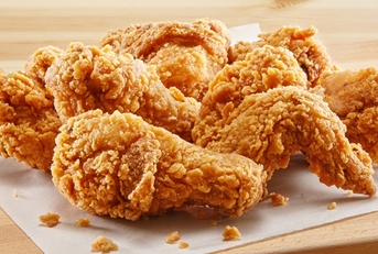 southern style fried chicken on wooden table