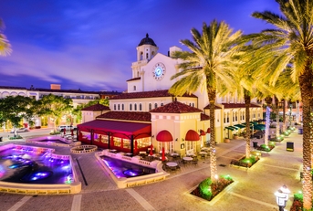 West Palm Beach, Florida at night