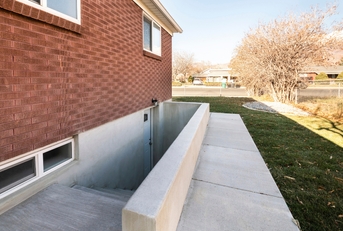  Exterior of a house with a basement