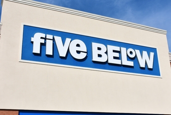 five below store sign