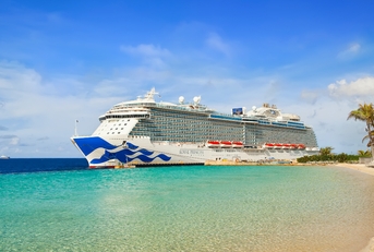 Cruise ship Royal Princess docked