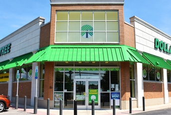 dollar tree store exterior 