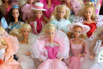 Collection of precious retro 80s Barbie