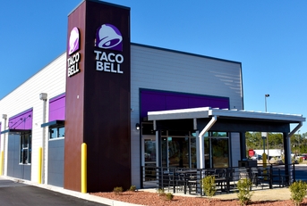 exterior of taco bell fast food restaurant
