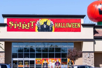 halloween seasonal store