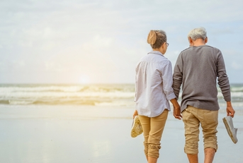 Seniors go on vacation at the beach