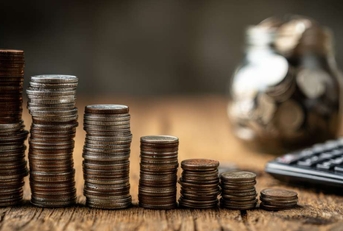 develop a budget to track income