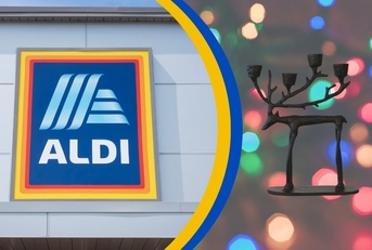 Aldi storefront with Christmas decor
