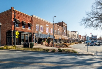 downtown hickory north carolina
