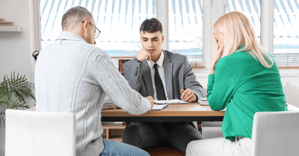 Couple with divorce lawyer