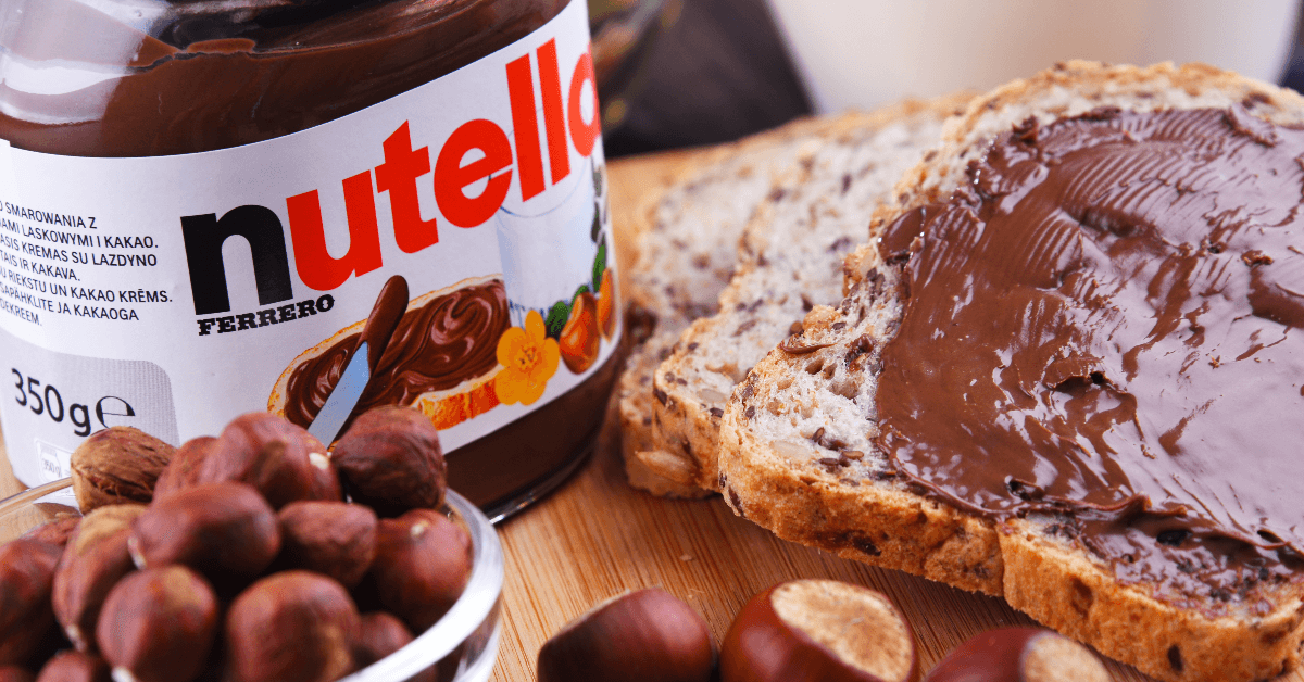 Jar of nutella and toast