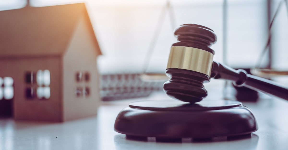 House and gavel