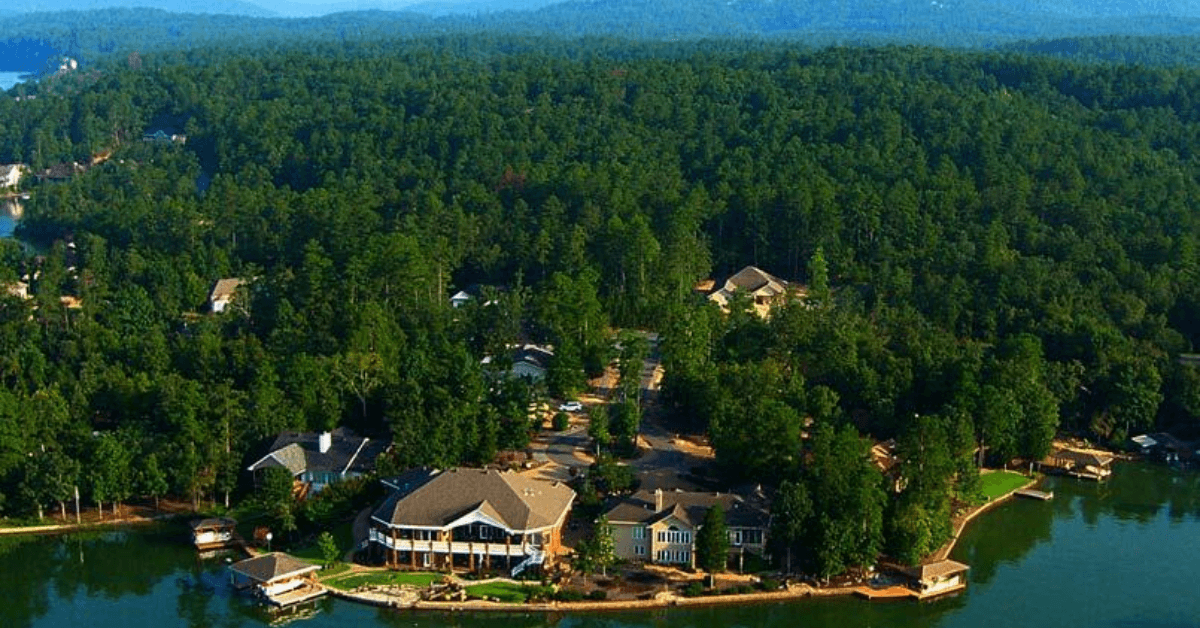 Scenic view of retirement community 