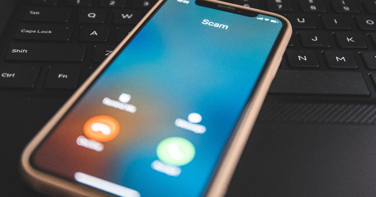 Incoming call from scammer