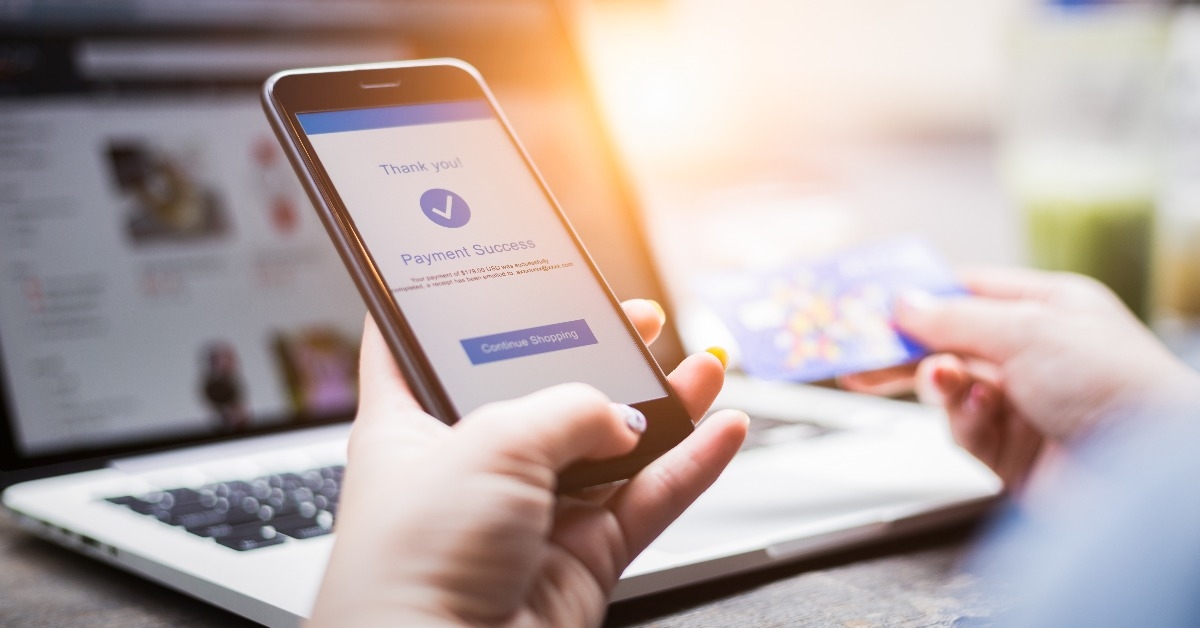  using mobile smart phone and credit card making online payment