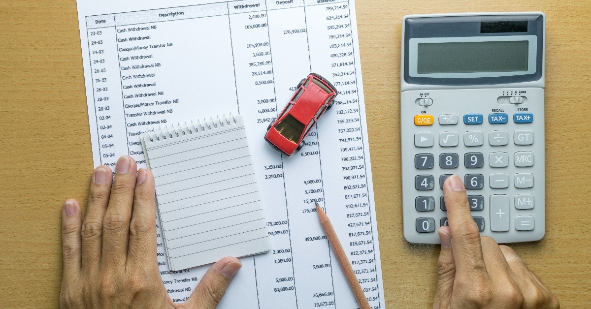 Man planning monthly budget