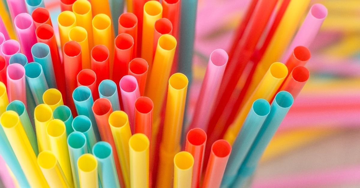 rainbow colors plastic straws