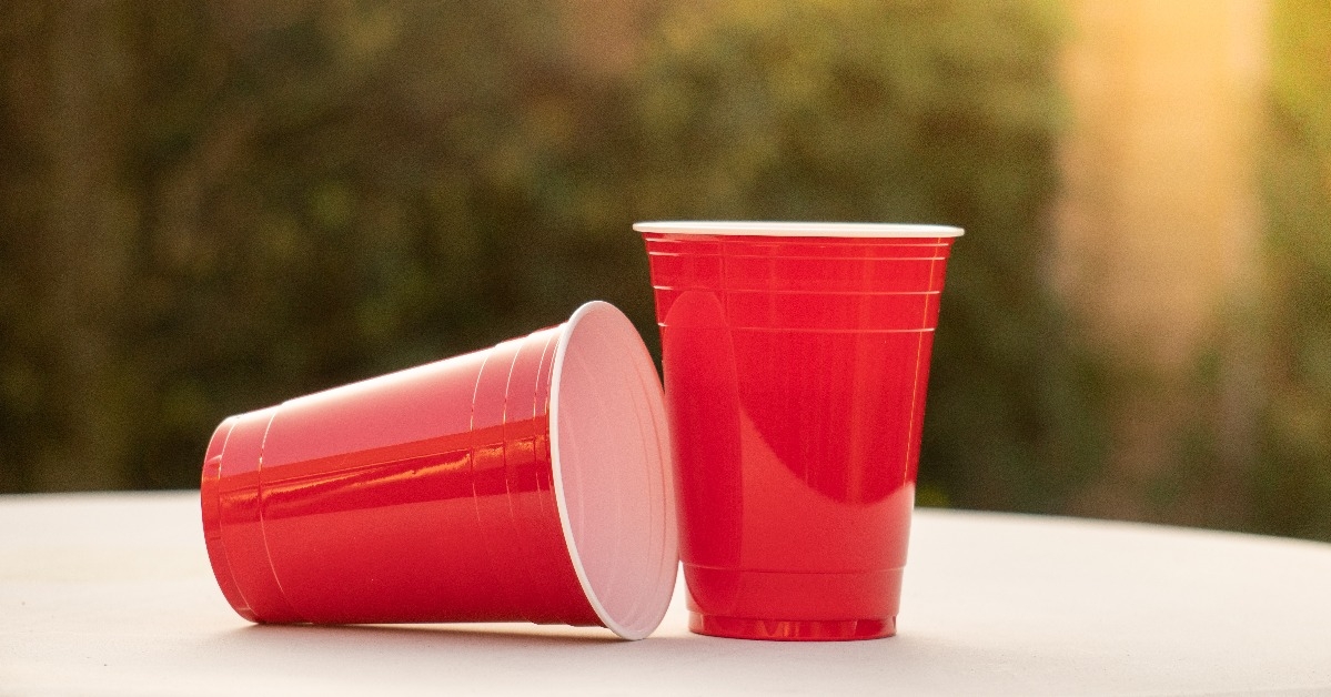 plastic red drinking cups for beer pong