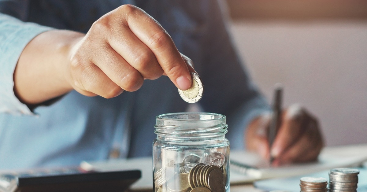 business accounting saving money