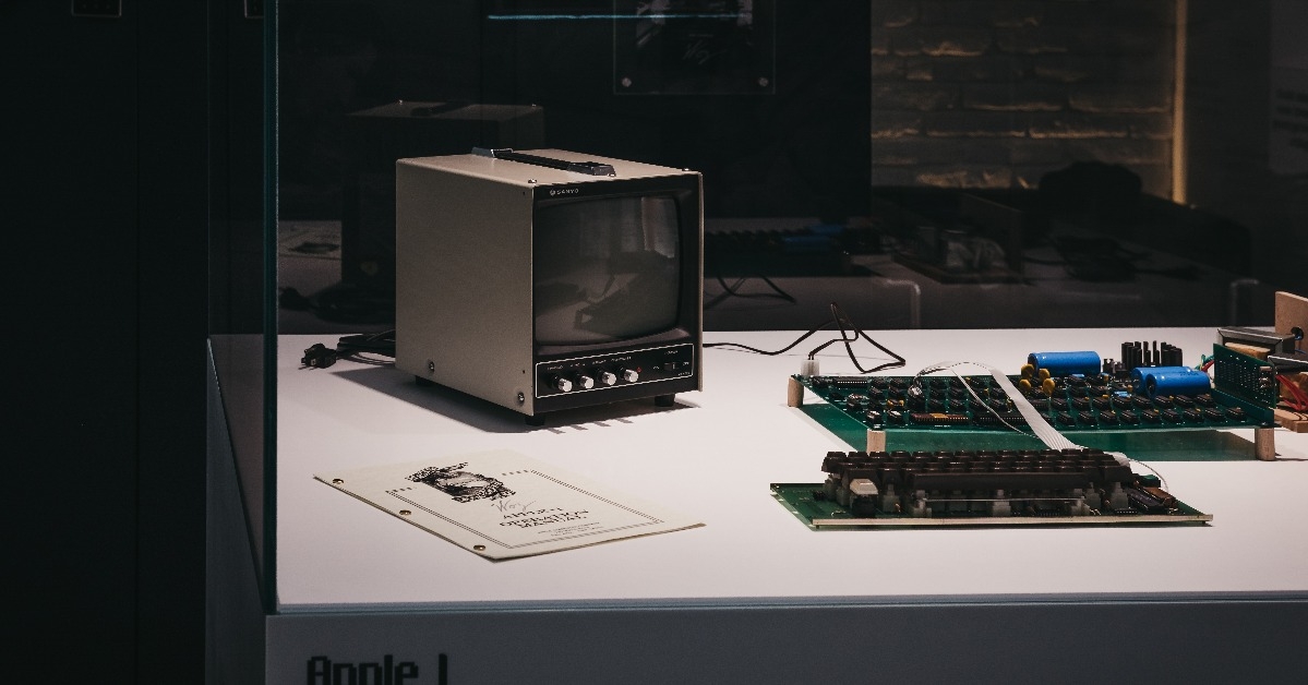 Macintosh Apple I computer on display