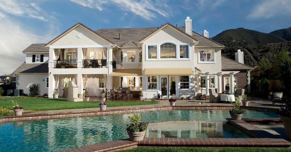 luxury home with swimming pool