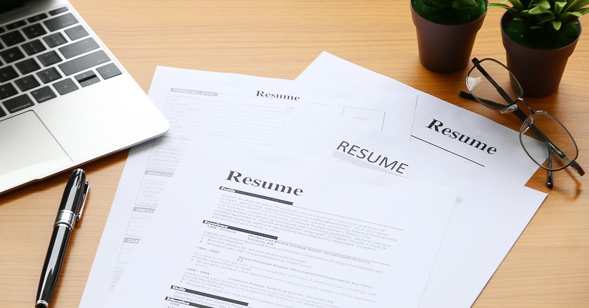 resume on table