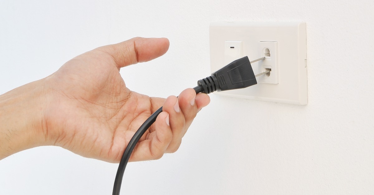 hand unplugging