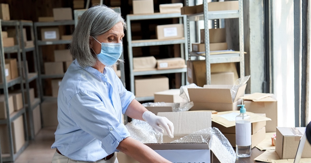 warehouse worker wearing face mask 