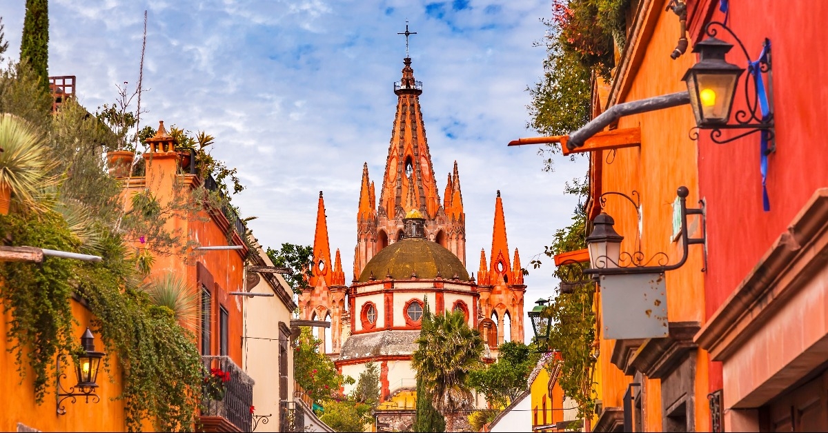 Aldama Street Parroquia Archangel Church
