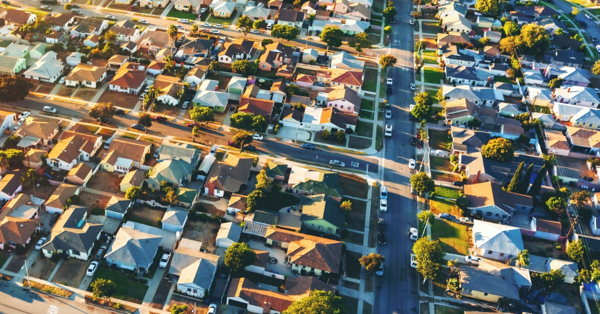 aerial shot of homes with garden in hawthorne los Angeles 